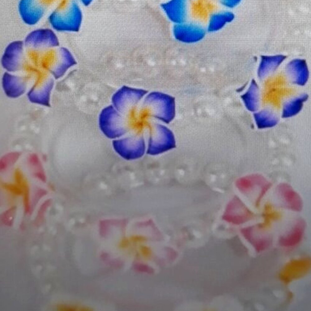 NWT Beautiful Floral Pearl Bracelet Hibiscus Flowers glass acrylic Purple NEW